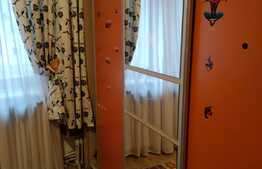 Apartament 2 camere decomandat, etaj intermediar, zona Dacia