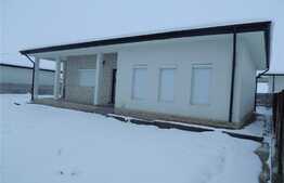 Casa de tip mediteranean, 450 mp teren, zona Valea Ursului