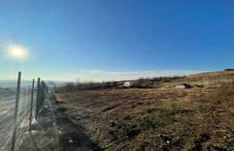 Teren intravilan, CU,CF, de 598 mp, zona Miroslava