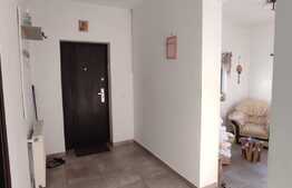 Casa premium, mobilata, 350 mp teren, pe malul lacului Rediu