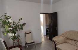 Casa premium, mobilata, 350 mp teren, pe malul lacului Rediu