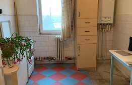 Apartament 3 camere, etaj intermediar, 60 mp utili, bulevard zona Dacia