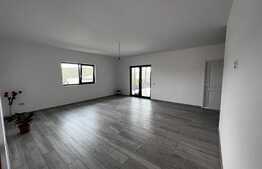 Casa de 4 camere cu beci, 108 mp utili, 500 mp de teren, Valea Adanca