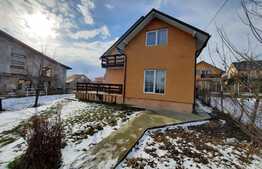 Casa individuala racordata la canalizare, 400 mp de teren, Lunca Cetatuii