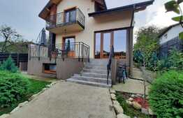 Casa de 4 camere cu semineu, 140 mp, 505 mp teren, Galata