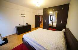 Apartament spatios de 4 camere, decomandat cu doua locuri parcare, zona Cug