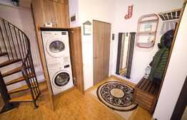 Apartament spatios de 4 camere, decomandat cu doua locuri parcare, zona Cug