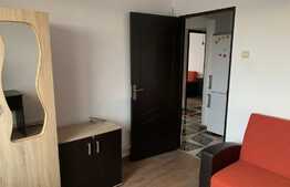 Apartament de 3 camere, priveliste frumoasa, decomandat, zona Mircea cel Batran