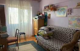 Apartament 3 camere, decomandat, 83 mp, priveliste spre bulevard, zona Pacurari