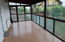 Apartament 3 camere decomandat, in zona linistita, Bucium