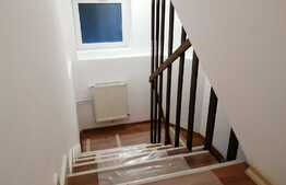 Apartament 3 camere decomandat, in zona linistita, Bucium