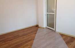 Apartament 3 camere decomandat, in zona linistita, Bucium