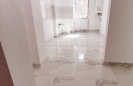 Apartament luminos de 3 camere decomandate, in Pacurari, la bulevard