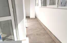 Apartament luminos de 3 camere decomandate, in Pacurari, la bulevard