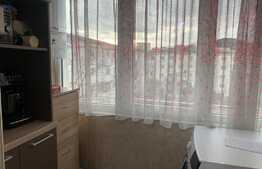 Apartament 3 camere, modern finisat, decomandat, 64 mp, zona Nicolina 1
