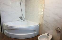 Apartament modern, 2 camere decomandate, etaj intermediar, zona Cug