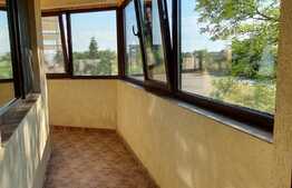 Apartament modern, 2 camere decomandate, etaj intermediar, zona Cug