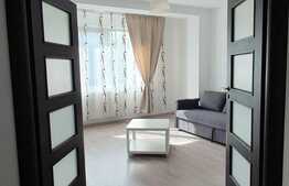 Apartament modern, 2 camere decomandate, etaj intermediar, zona Cug
