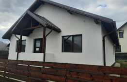 Casa de 3 camere, 85 mp utili, teren de 500 mp, Lunca Cetatuii