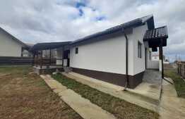 Casa de 3 camere, 85 mp utili, teren de 500 mp, Lunca Cetatuii