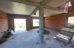 Casa la rosu de 120 mp utili, 600 mp teren, Valea Adanca 