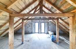 Casa cu beci, 440 mp teren, Valea Adanca