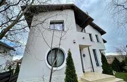 Vila de 6 camere cu vedere spre lac, 274 mp utili, Hlincea