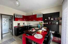 Vila de 6 camere cu vedere spre lac, 274 mp utili, Hlincea