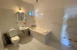 Casa de 311 mp utili, 3 nivele, 862 mp teren, zona Bucium