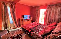 Vila de 5 camere 217 mp, 700 mp teren, Valea Adanca