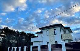 Casa cu garaj, 134 mp, 450 mp teren, zona Galata