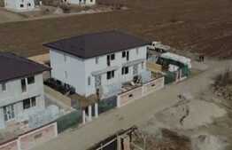 Casa de tip duplex de 108 mp utili, 265 mp teren, Valea Lupului