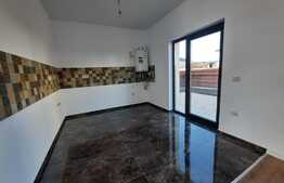 Casa de tip duplex de 108 mp utili, 265 mp teren, Valea Lupului