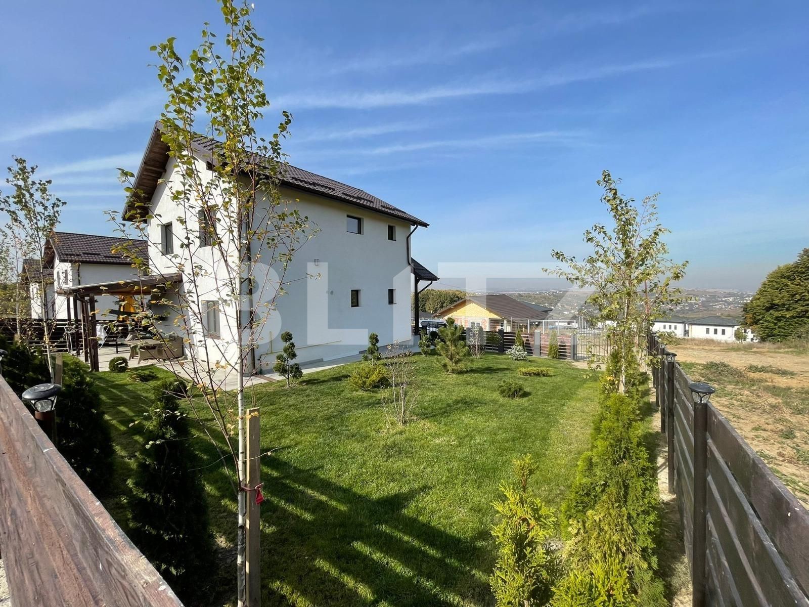 Casa individuala cu rate la dezvoltator, 450 mp teren, zona Pietrarie