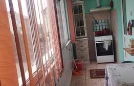 Apartament de vânzare 3 camere, 78 mp, zona Tomești