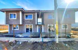 Duplex de 93 mp utili, 250 mp de teren, Valea Adanca