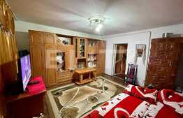 Casa batraneasca renovabila, cu canalizare, zona Galata