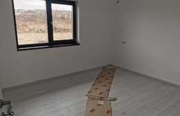 Casa de 5 camere, 120 mp utili, 500 mp de teren, Valea Adanca