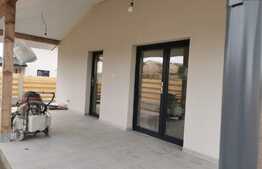 Casa de 5 camere, 120 mp utili, 500 mp de teren, Valea Adanca