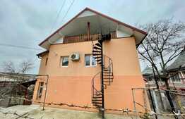 Casa de 6 camere, 150 mp utili, zona Sararie