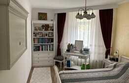 Apartament de 3 camere, 141 mp, decomandat, zona Bucium