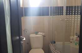 Apartament de 3 camere, 141 mp, decomandat, zona Bucium