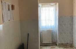 Apartament 3 camere, 84 mp, decomandat, zona Gara Mare