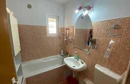 Apartament 3 camere decomandat  60 mp