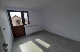 Casa de 4 camere, 100 mp utili, 425 mp de teren, Letcani