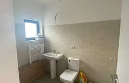 Casa plan parter, 4 camere, 420 mp teren, zona Horpaz