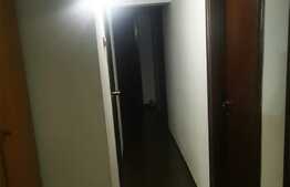 Apartament cu 3 camere, 80 mp, zona Cug