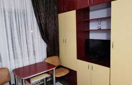 Garsoniera de 16 mp, mobilata, zona Nicolina 