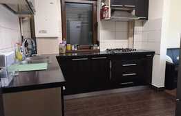 Apartament de 2 camere, decomandat, 2 locuri parcare, zona Bucium