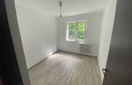 Apartament de 3 camere, 51 mp, zona Podu Ros